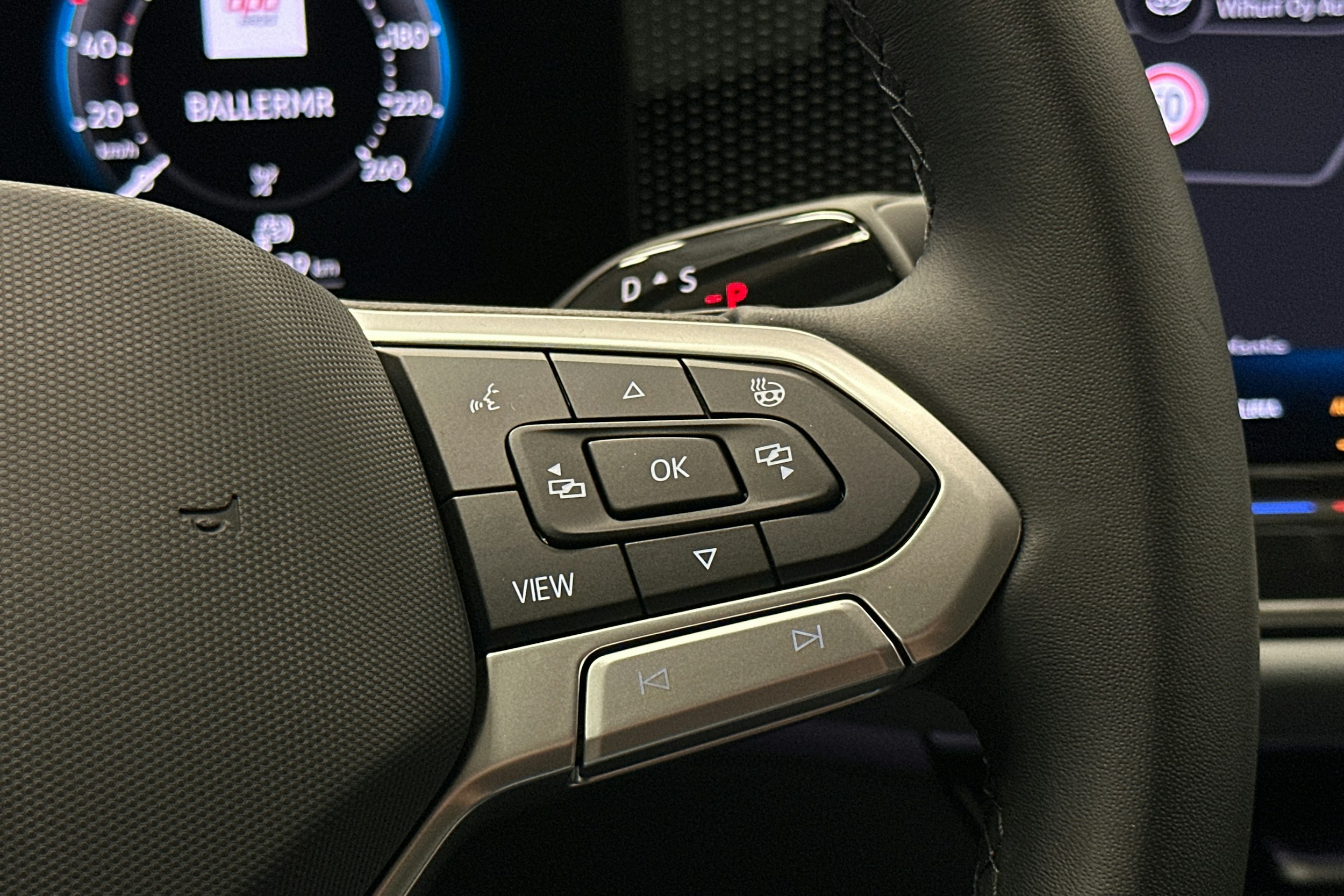 hopea Volkswagen Passat 2024 kuva 21.