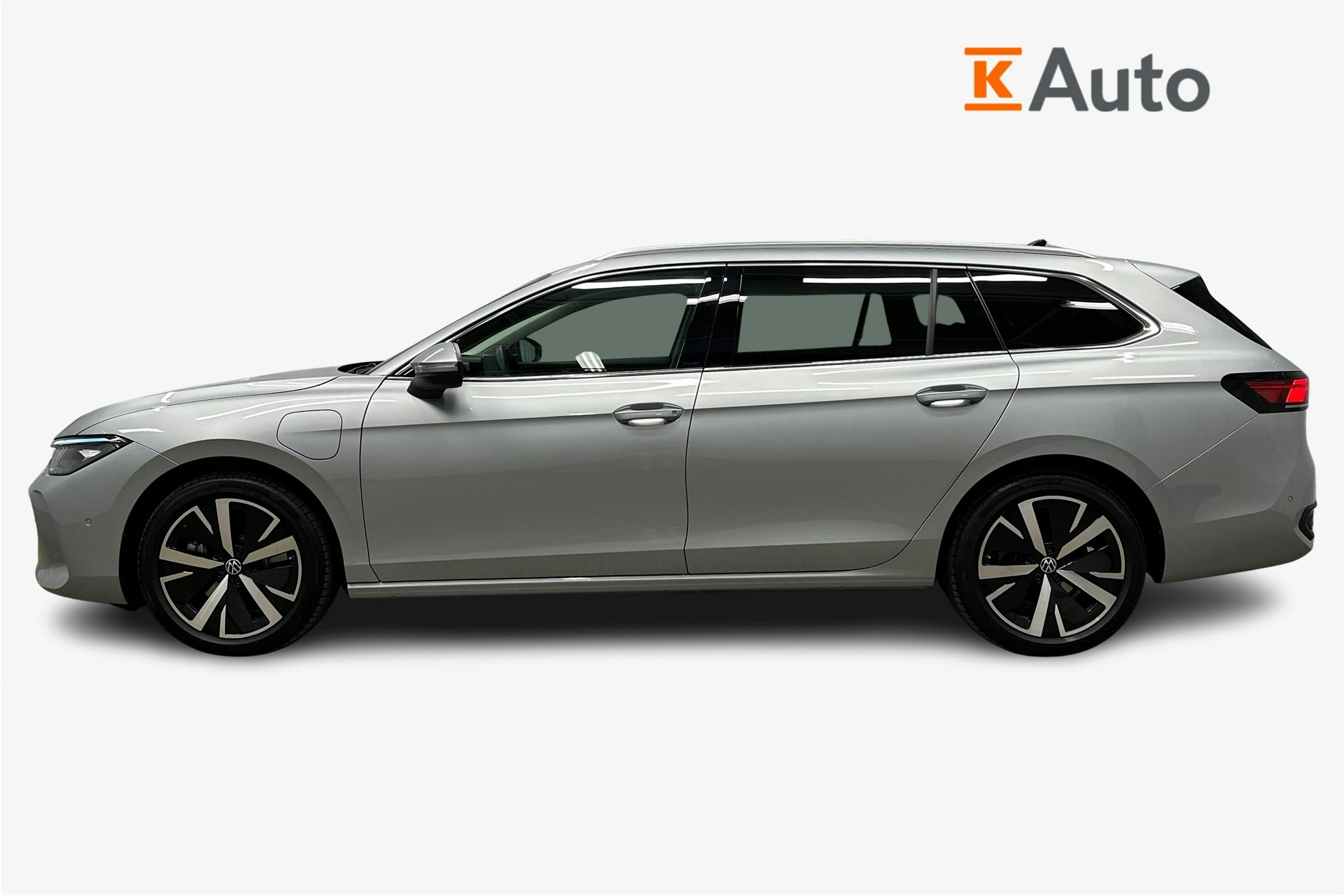 hopea Volkswagen Passat 2024 kuva 6.