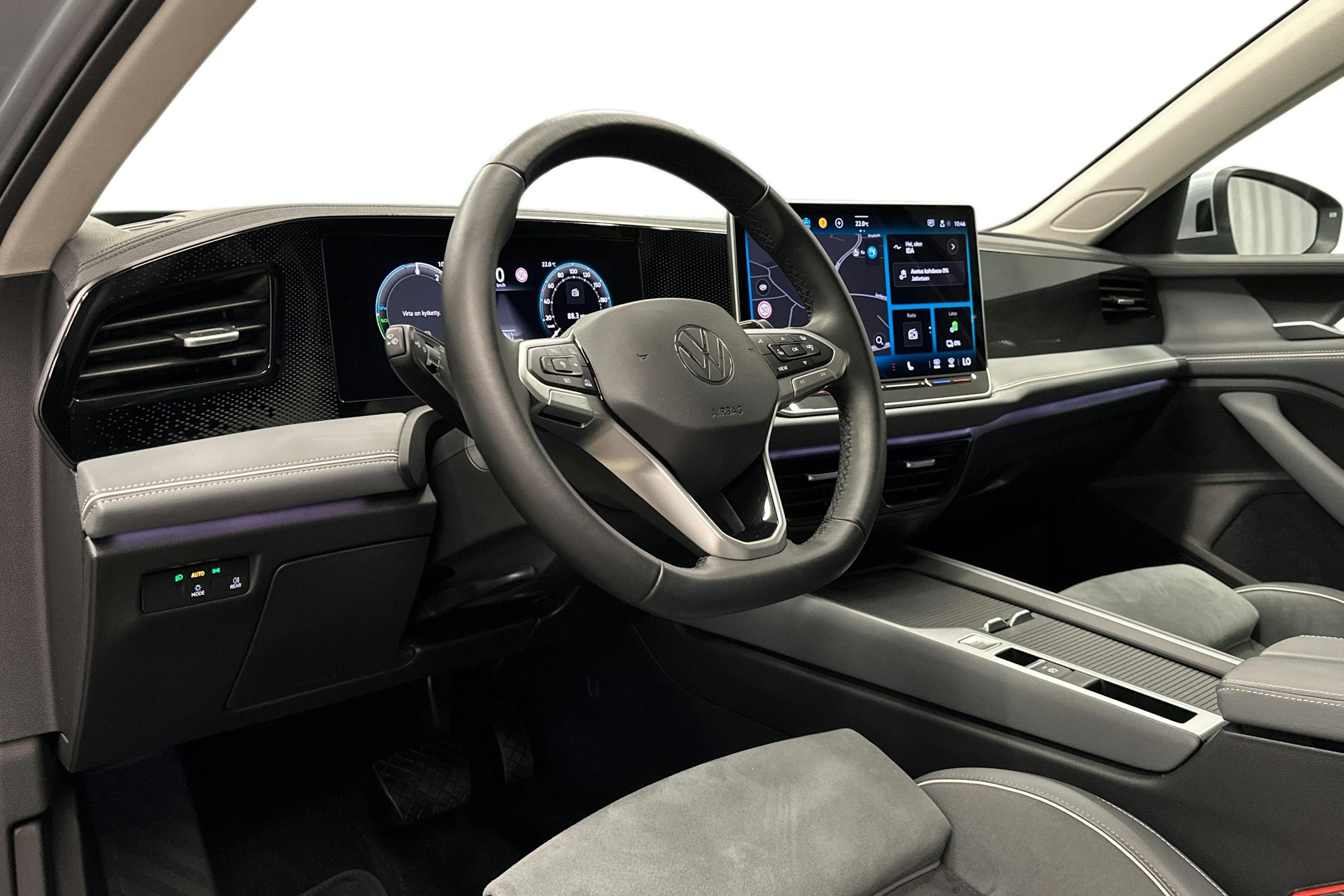 hopea Volkswagen Passat 2024 kuva 7.