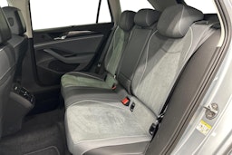 hopea Volkswagen Passat 2024 kuva 10.