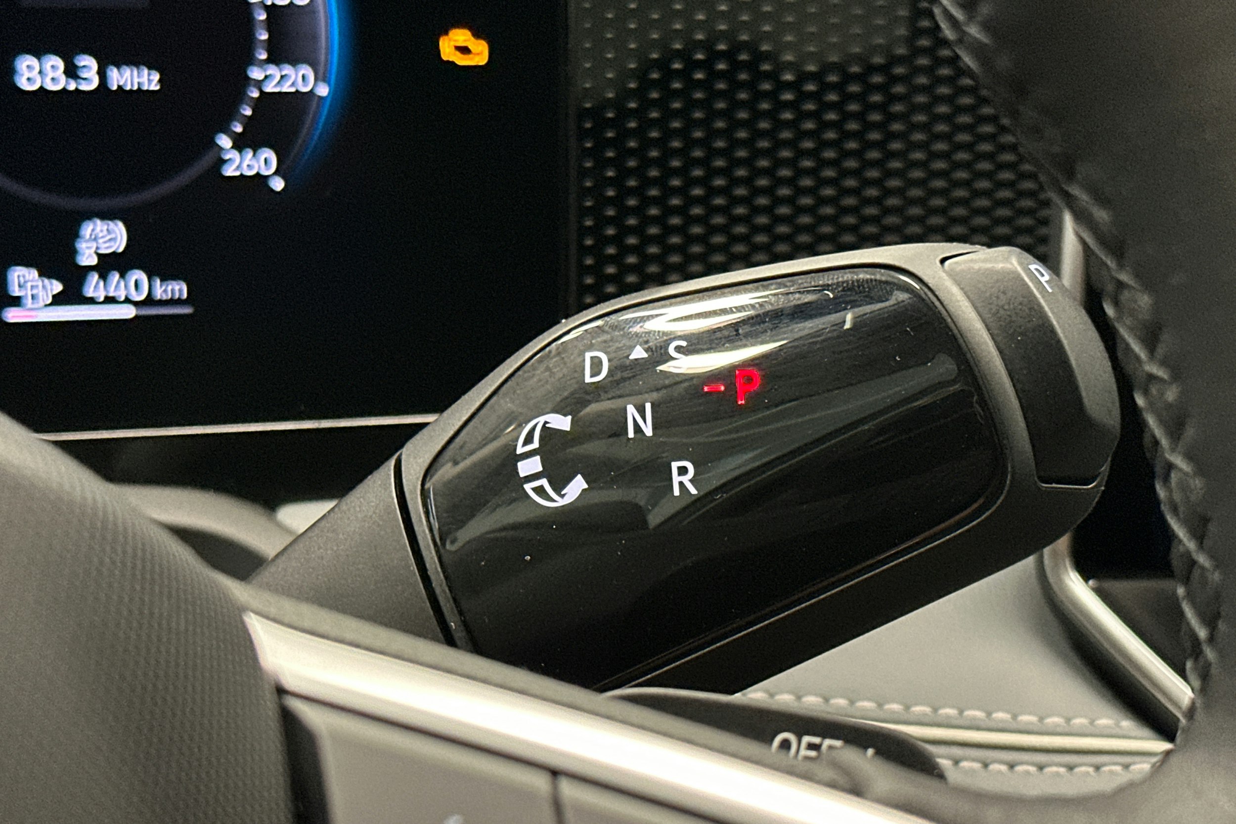 hopea Volkswagen Passat 2024 kuva 21.