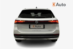 valkoinen Volkswagen Passat 2024 kuva 3.