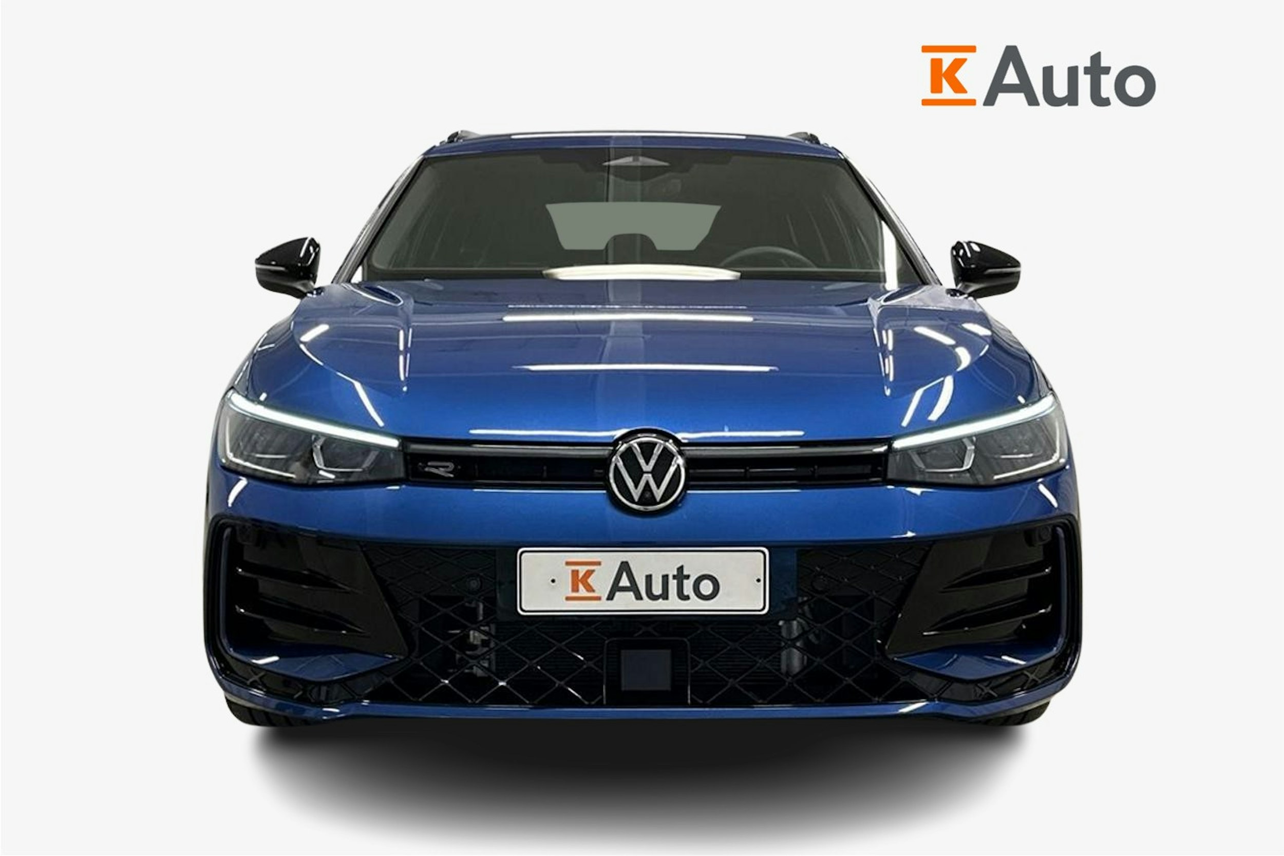 sininen Volkswagen Passat 2024 kuva 5.