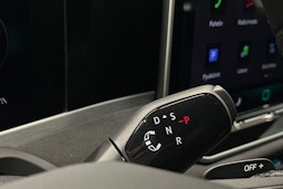 sininen Volkswagen Passat 2024 kuva 21.