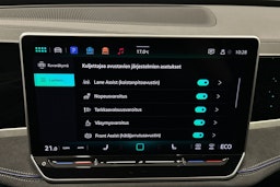 sininen Volkswagen Passat 2024 kuva 27.