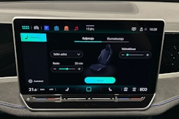 sininen Volkswagen Passat 2024 kuva 30.