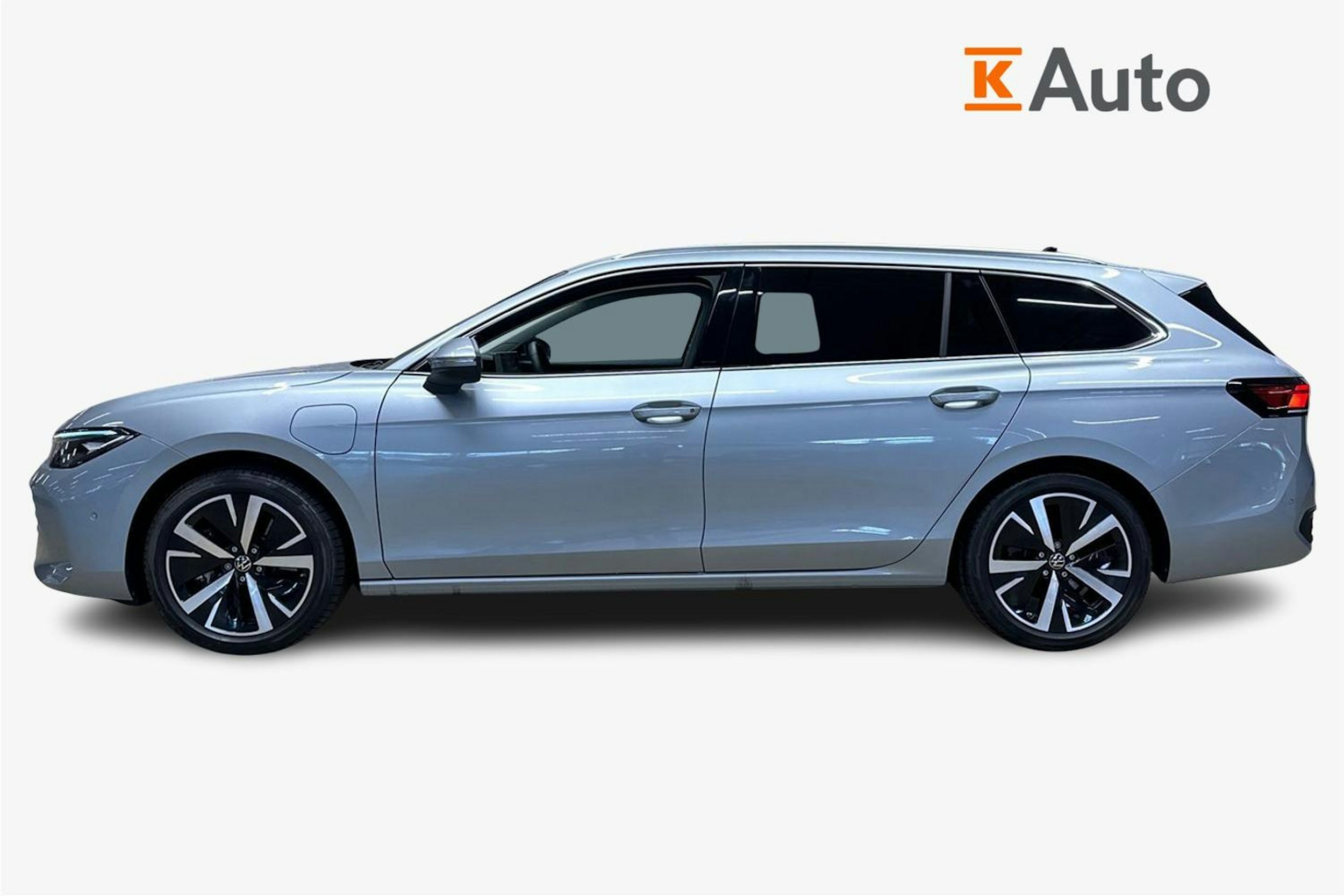 hopea Volkswagen Passat 2024 kuva 6.