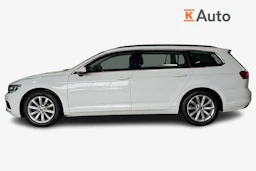 Valkoinen Volkswagen PASSAT 2024 kuva 7.