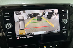Valkoinen Volkswagen PASSAT 2024 kuva 20.