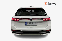 Valkoinen Volkswagen PASSAT 2024 kuva 4.
