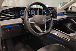 Valkoinen Volkswagen PASSAT 2024 kuva 33.