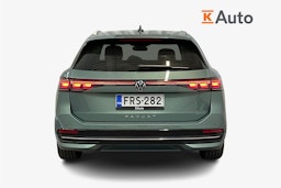 vihreä Volkswagen Passat 2024 kuva 3.