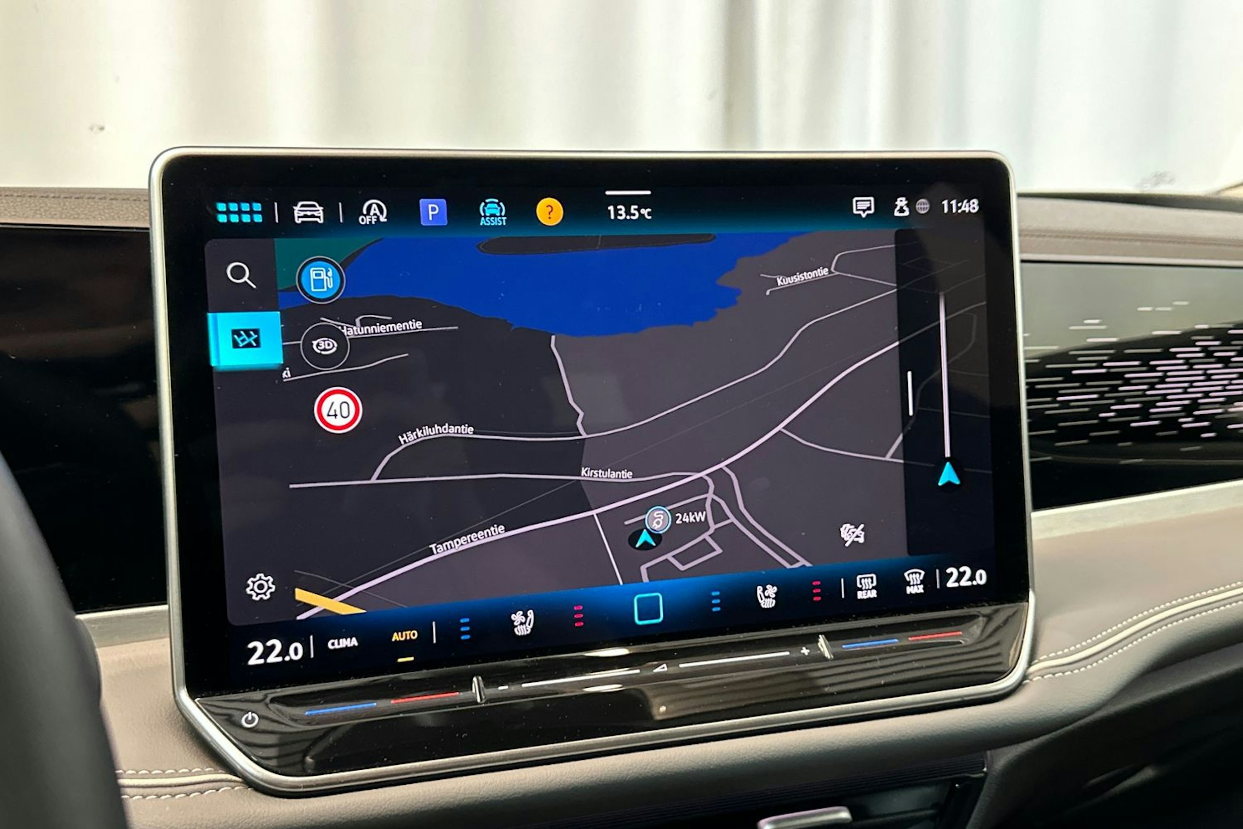 vihreä Volkswagen Passat 2024 kuva 25.