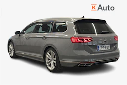 harmaa Volkswagen Passat 2024 kuva 2.