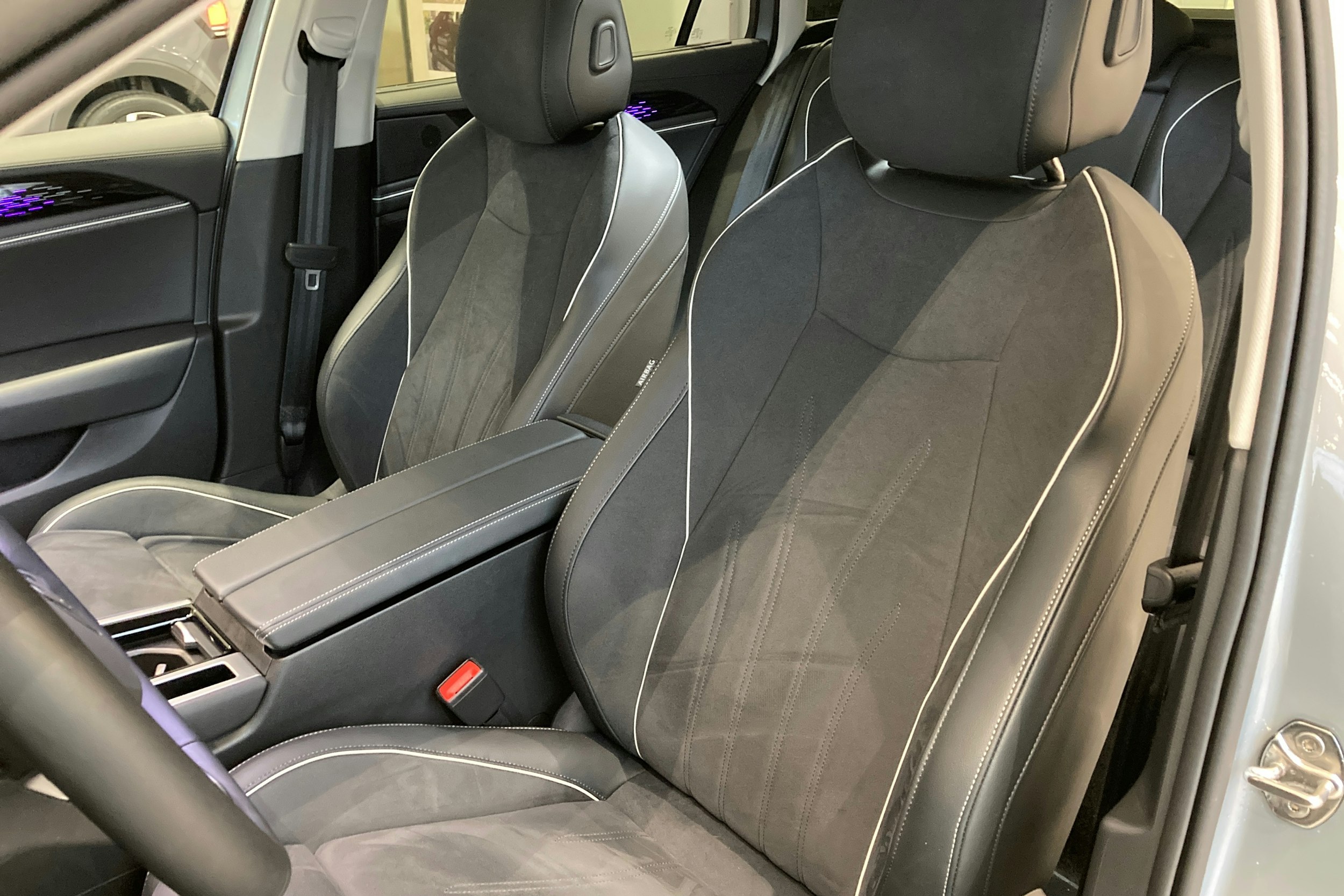 met. harmaa Volkswagen Passat 2025 kuva 11.