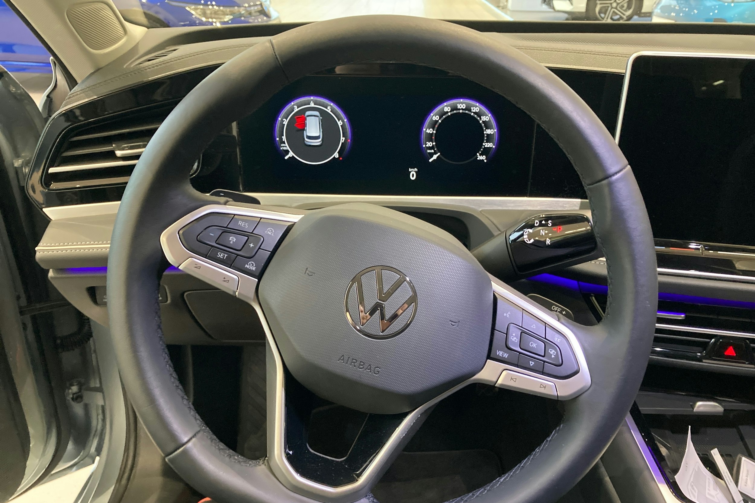 met. harmaa Volkswagen Passat 2025 kuva 14.