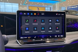 met. harmaa Volkswagen Passat 2025 kuva 16.