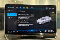 harmaa Volkswagen Passat 2024 kuva 25.