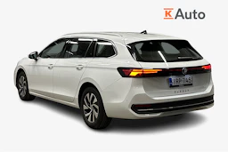 valkoinen Volkswagen Passat 2024 kuva 2.