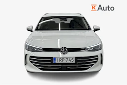 valkoinen Volkswagen Passat 2024 kuva 4.