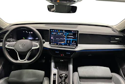 valkoinen Volkswagen Passat 2024 kuva 7.