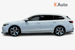 valkoinen Volkswagen Passat 2024 kuva 7.