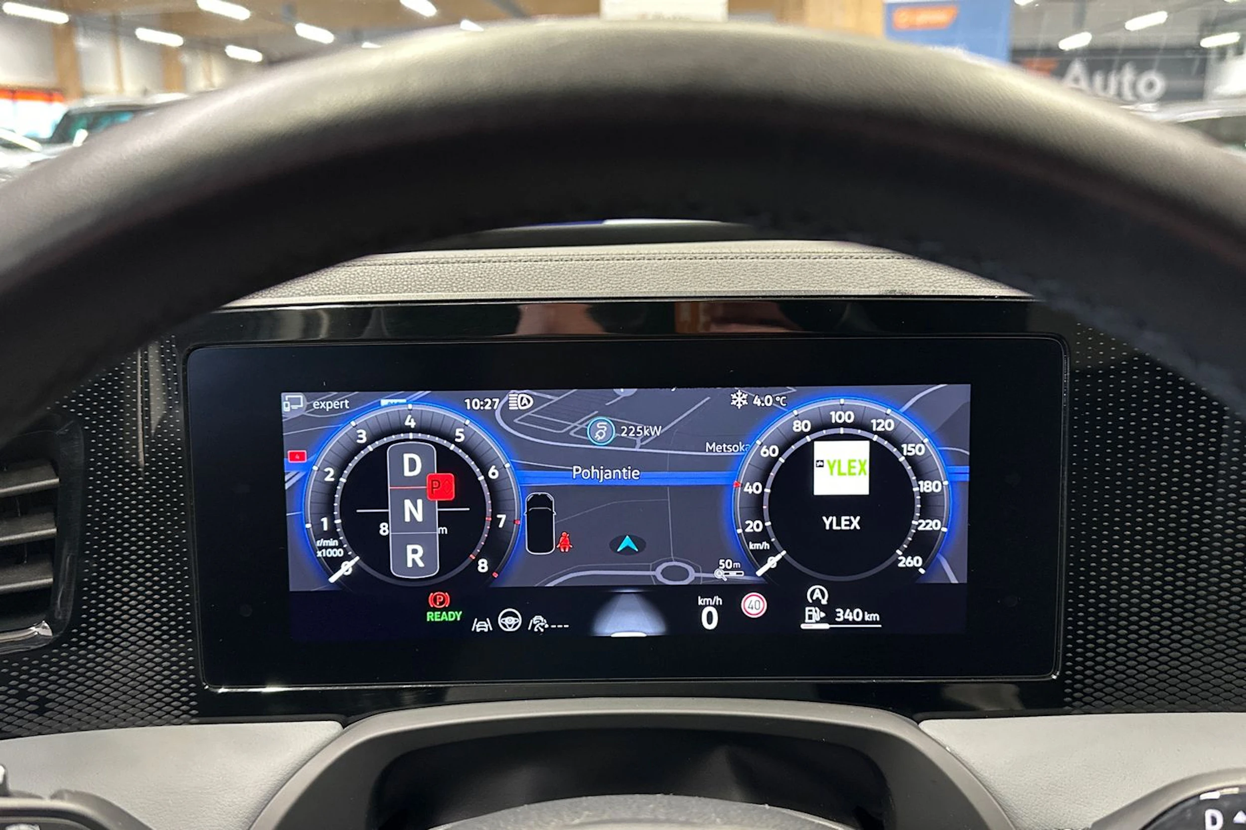 valkoinen Volkswagen Passat 2024 kuva 28.