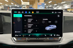 valkoinen Volkswagen Passat 2024 kuva 23.