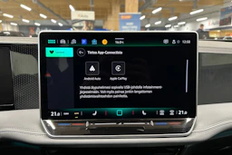 valkoinen Volkswagen Passat 2024 kuva 24.