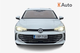 valkoinen Volkswagen Passat 2024 kuva 5.