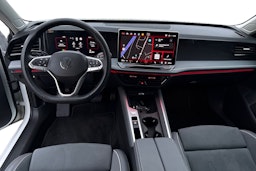 valkoinen Volkswagen Passat 2024 kuva 9.