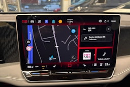 valkoinen Volkswagen Passat 2024 kuva 20.