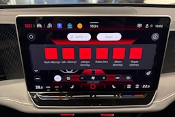 valkoinen Volkswagen Passat 2024 kuva 30.