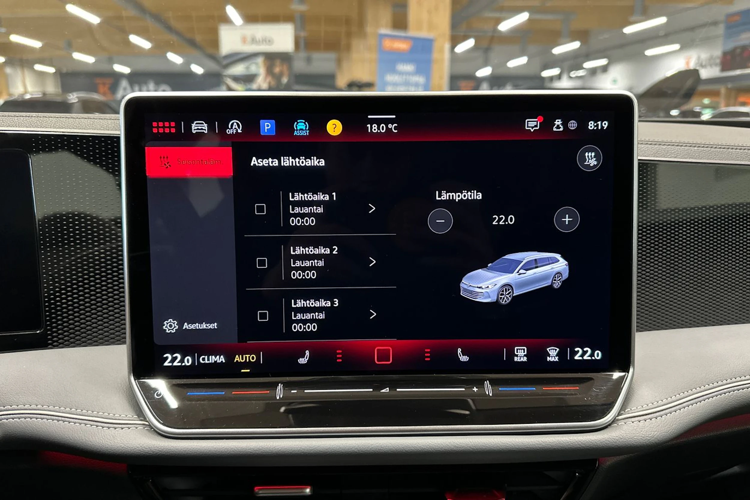 harmaa Volkswagen Passat 2024 kuva 17.