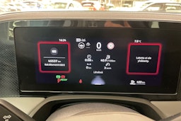 harmaa Volkswagen Passat 2024 kuva 16.