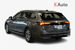 harmaa Volkswagen Passat 2024 kuva 2.