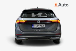 harmaa Volkswagen Passat 2024 kuva 4.