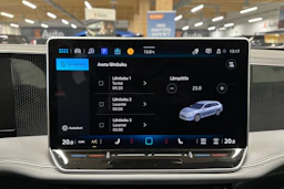 harmaa Volkswagen Passat 2024 kuva 23.