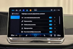 harmaa Volkswagen Passat 2024 kuva 22.