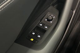 harmaa Volkswagen Passat 2024 kuva 14.