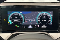 harmaa Volkswagen Passat 2024 kuva 19.