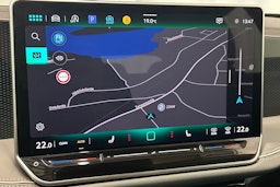 harmaa Volkswagen Passat 2024 kuva 22.