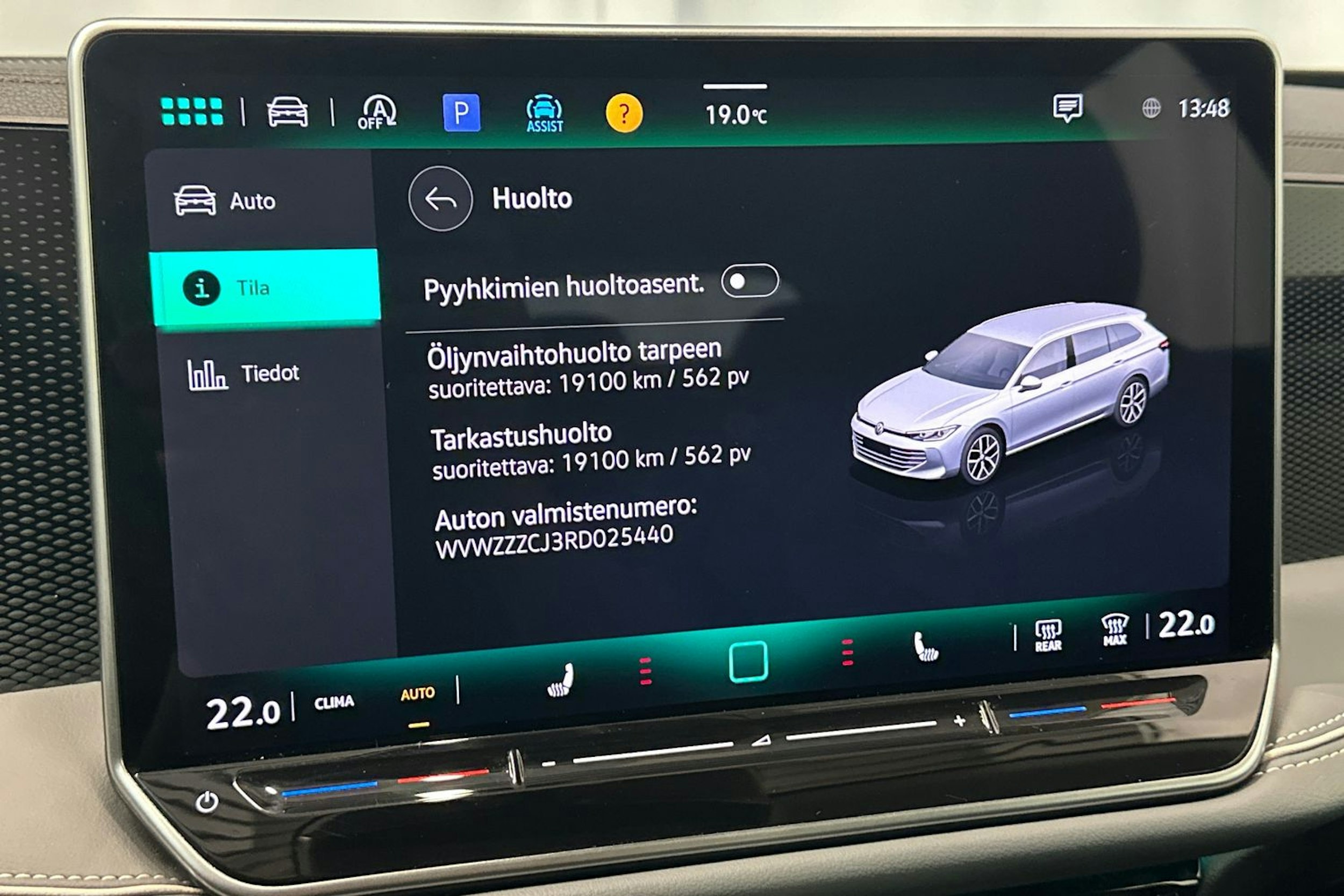 harmaa Volkswagen Passat 2024 kuva 25.