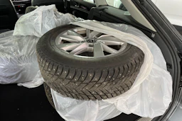 Harmaa Volkswagen PASSAT 2024 kuva 5.
