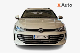 valkoinen Volkswagen Passat 2024 kuva 5.