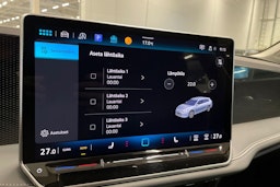 harmaa Volkswagen Passat 2024 kuva 29.