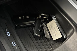sininen Volkswagen Passat 2024 kuva 28.