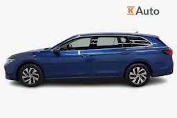sininen Volkswagen Passat 2024 kuva 6.