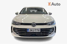 valkoinen Volkswagen Passat 2024 kuva 5.