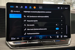 harmaa Volkswagen Passat 2024 kuva 22.